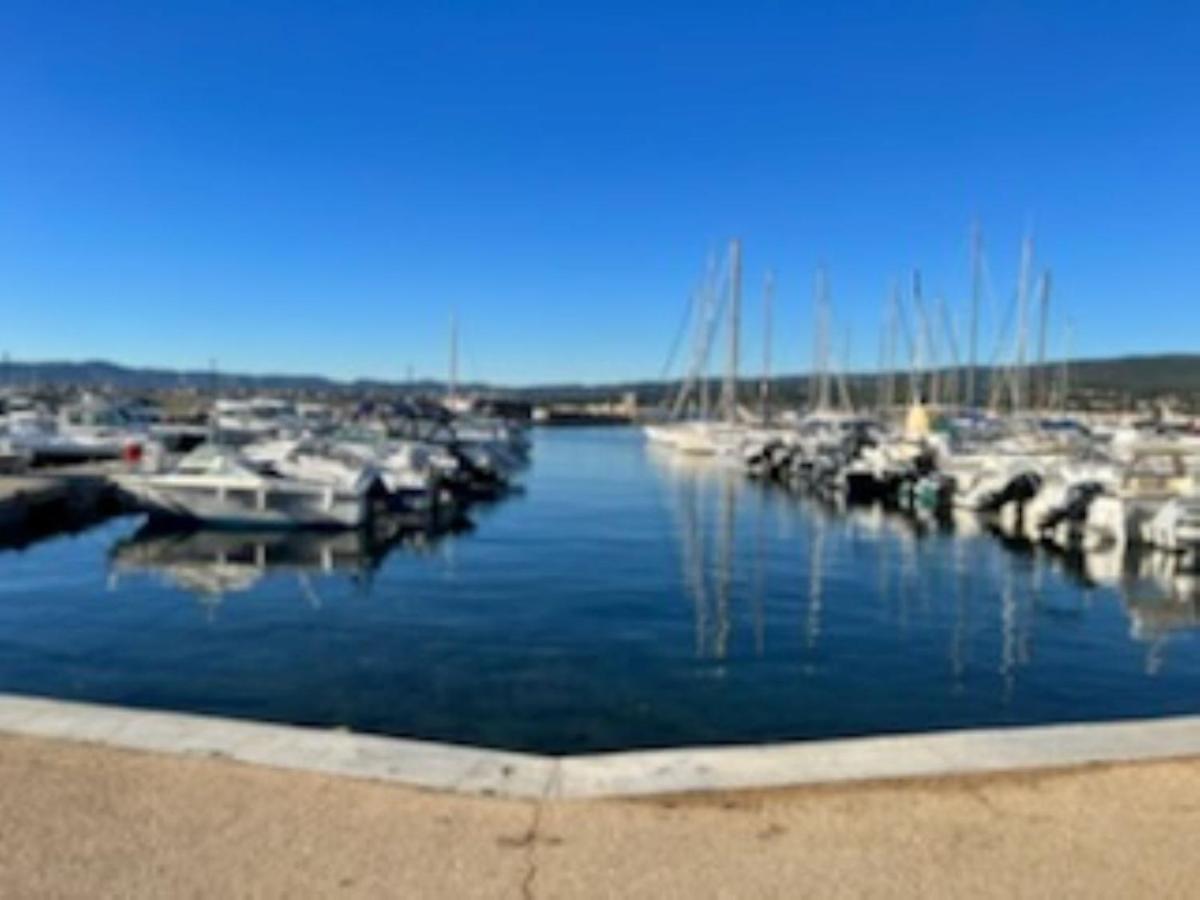 Le Retour Villa Saint-Cyr-sur-Mer Exteriör bild